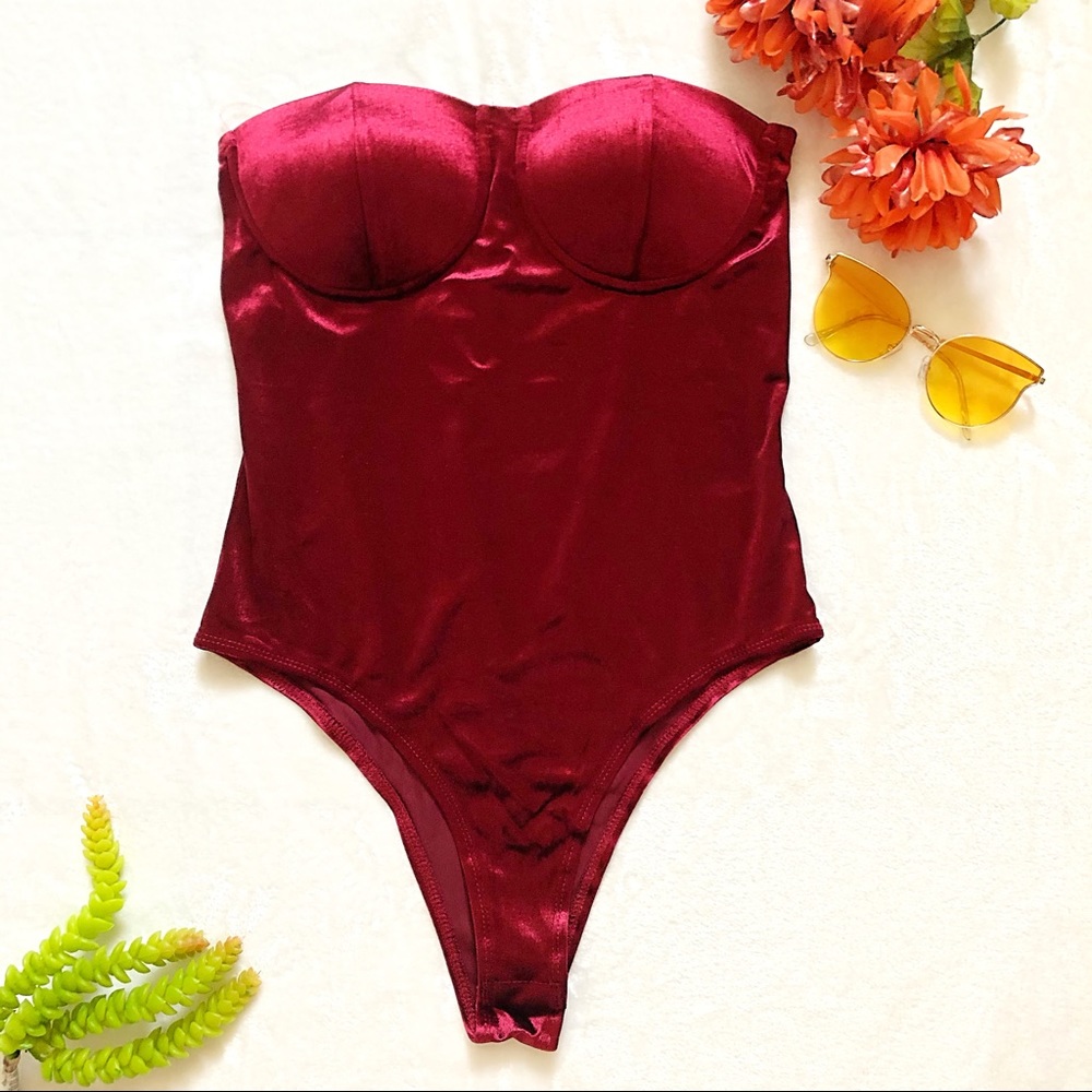 Shinestar Velvet Strapless Sweetheart Cup Bodysuit